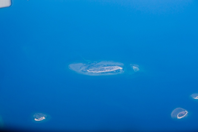 Острова в океане